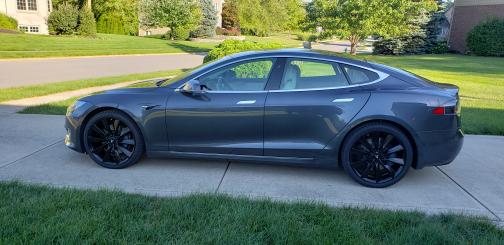 2018 Tesla Model S 75D